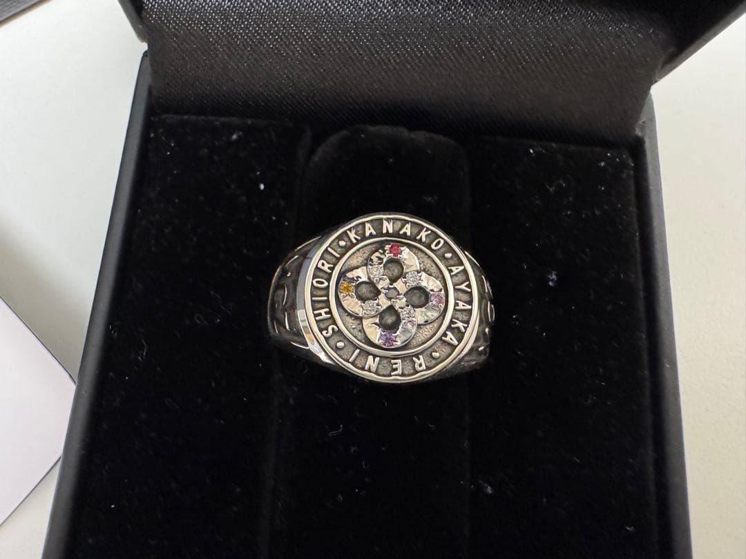 ももいろクローバーZ×グランバーガーコラボリングL - メルカリ