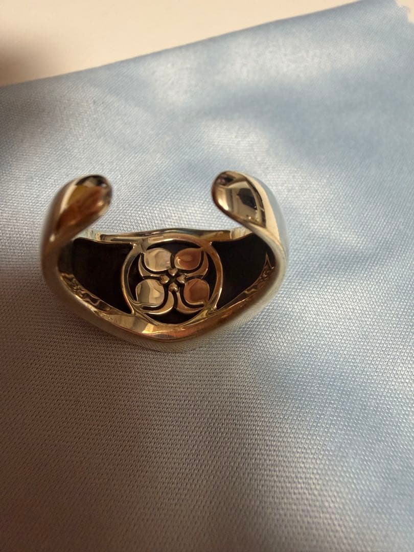 ももいろクローバーZ×グランバーガーコラボリングL - メルカリ