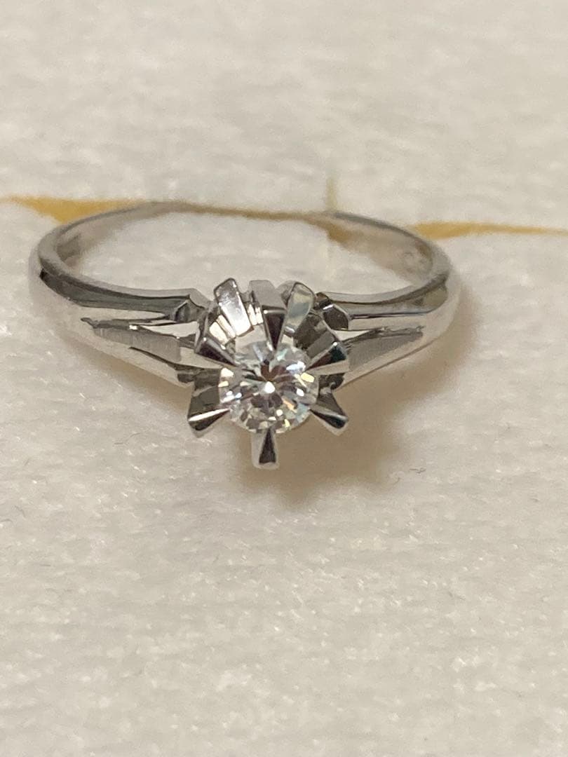 pt900 ダイヤモンド　リング