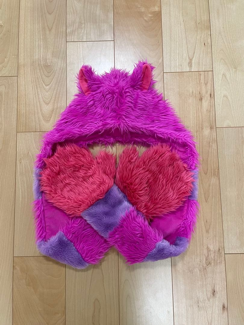 【週末お値下げ中】チェシャ猫　マフラーファンキャップ　ディズニー