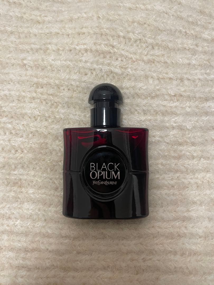 香水(女性用) Yves Saint Laurent BLACK OPIUM 30ml