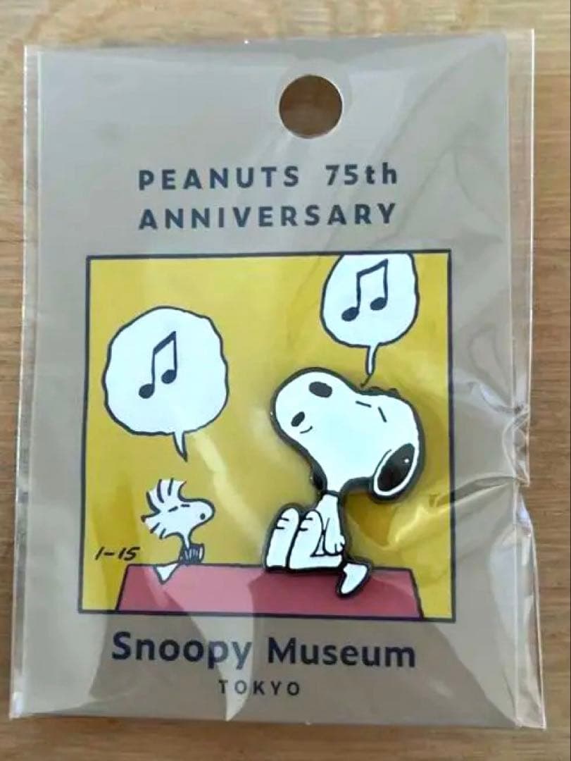 新品】音楽 75周年 数量限定 スヌーピー ミュージアム 限定 ピンバッジ