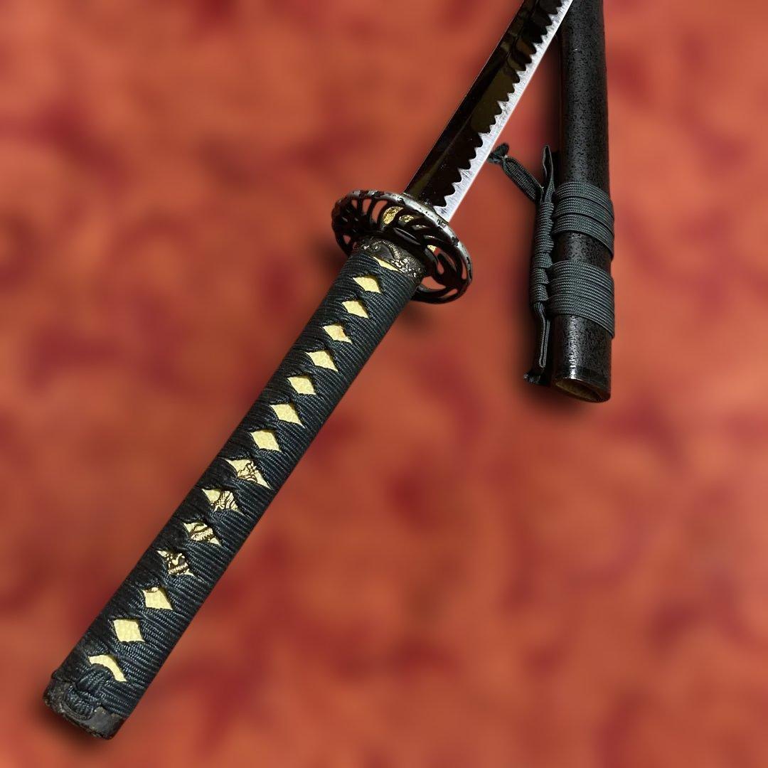 上質模造大刀 濃緑柄 鶴羽透し丸鍔 黒梨地鞘