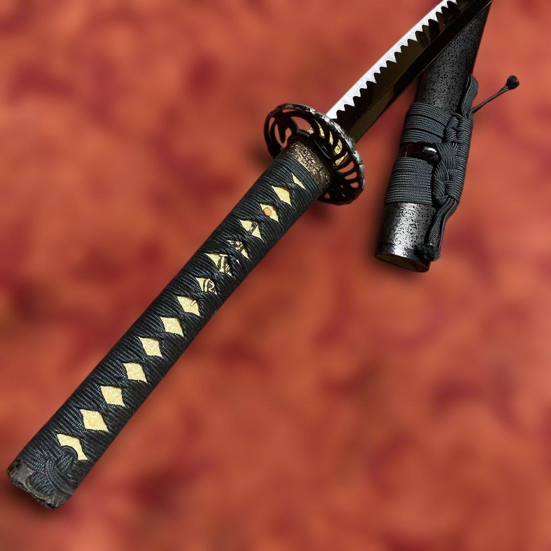 上質模造大刀 濃緑柄 鶴羽透し丸鍔 黒梨地鞘