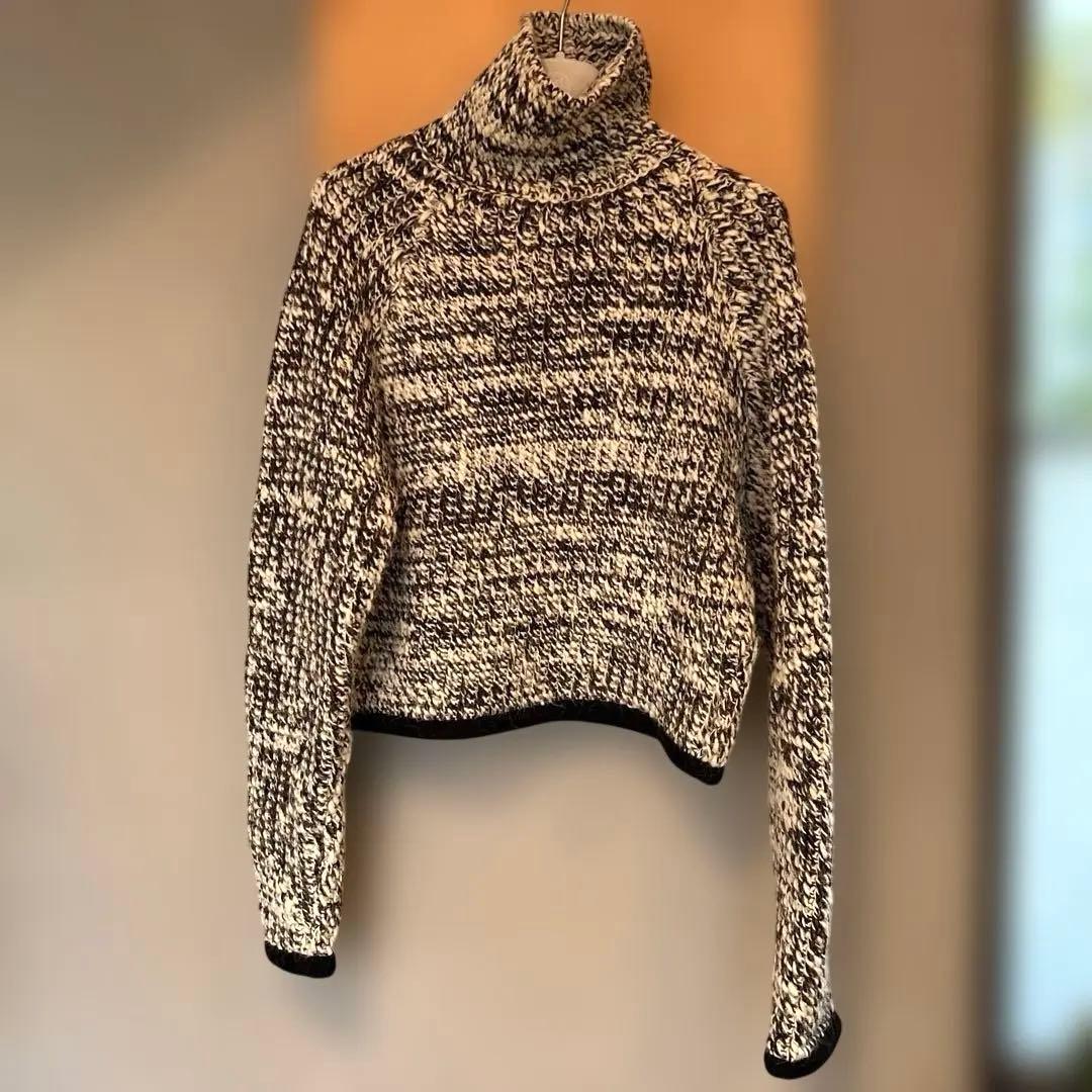 CARVEN タートルネックニット クロップド丈