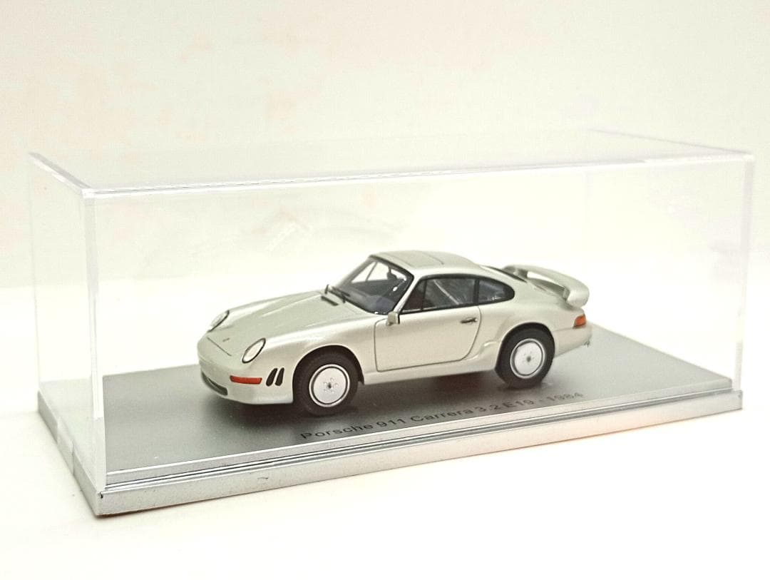 1/43 ポルシェ911 プロトタイプ 3.2カレラ E19 1984 シルバー 1984年 ポルシェ 911 カレラ 3.2 - Vintage Car VISCO｜北九州市小倉の