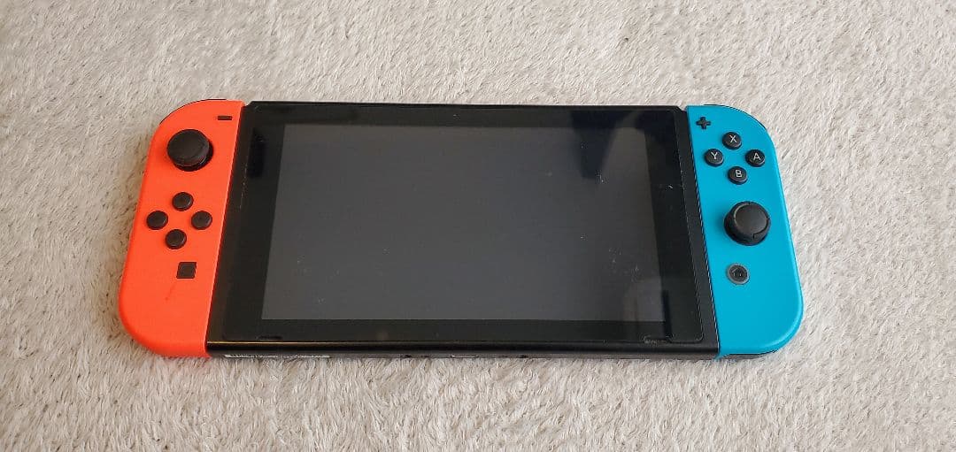 Nintendo Switch 本体 赤/青　追加コントローラー2個付き