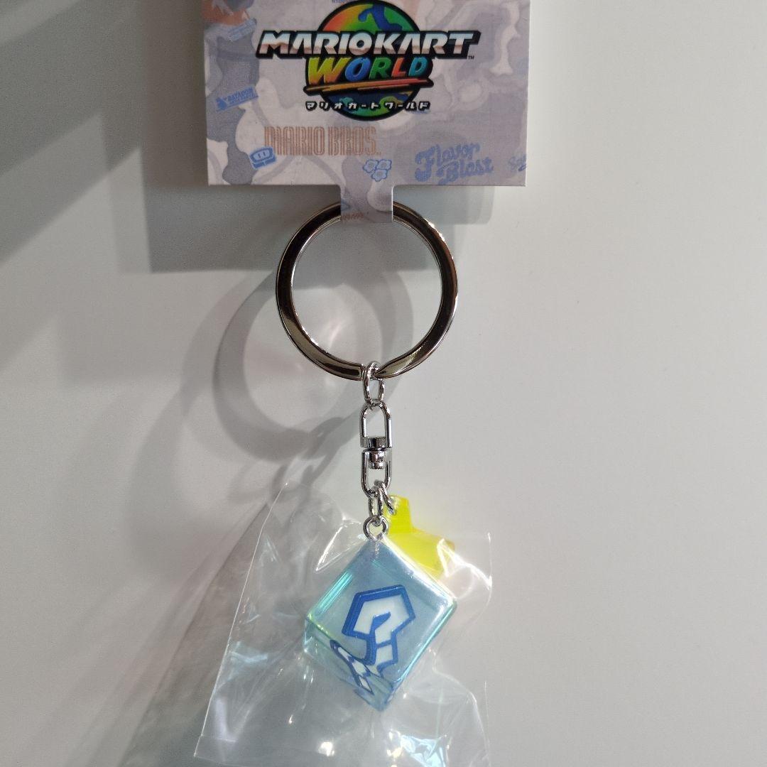 新品未使用 アイテムボックスキーホルダー マリオカートワールド