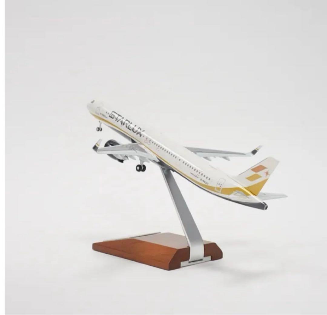 スターラックス航空 STARLUX-A321neo 1:200 模型B58201 Amazon | Aviation 1：200 完成品 for STARLUX Airlines Airbus