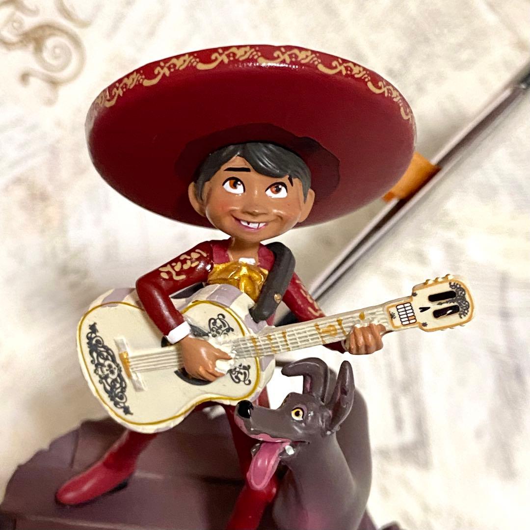 ミゲル】リメンバーミー ディズニーストア オーナメント 2025