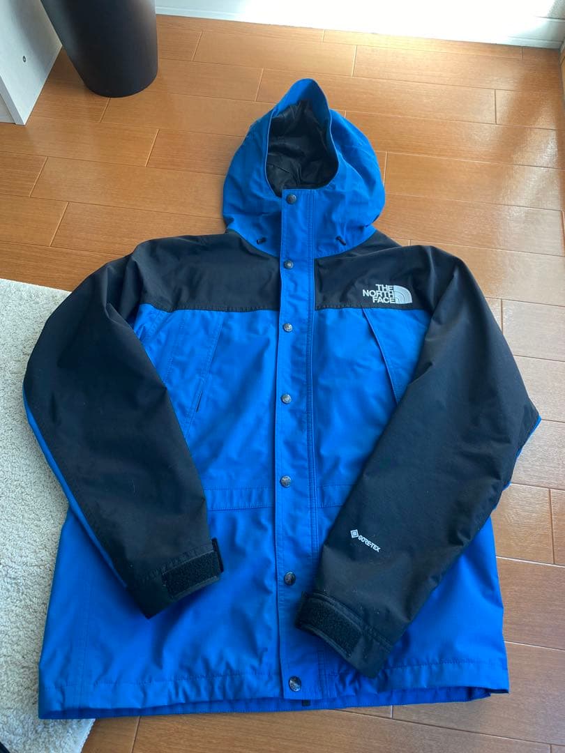 ノースフェイス マウンテンライトジャケットNP11834ブルー値下げ！ 希少カラー ノースフェイス マウンテンライトジャケット ブルー - メルカリ