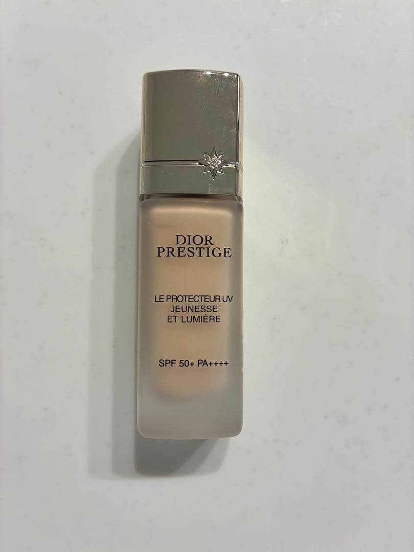 ⬛︎Dior Prestige ホワイトルプロテクターUVルミエールBB⬛︎00
