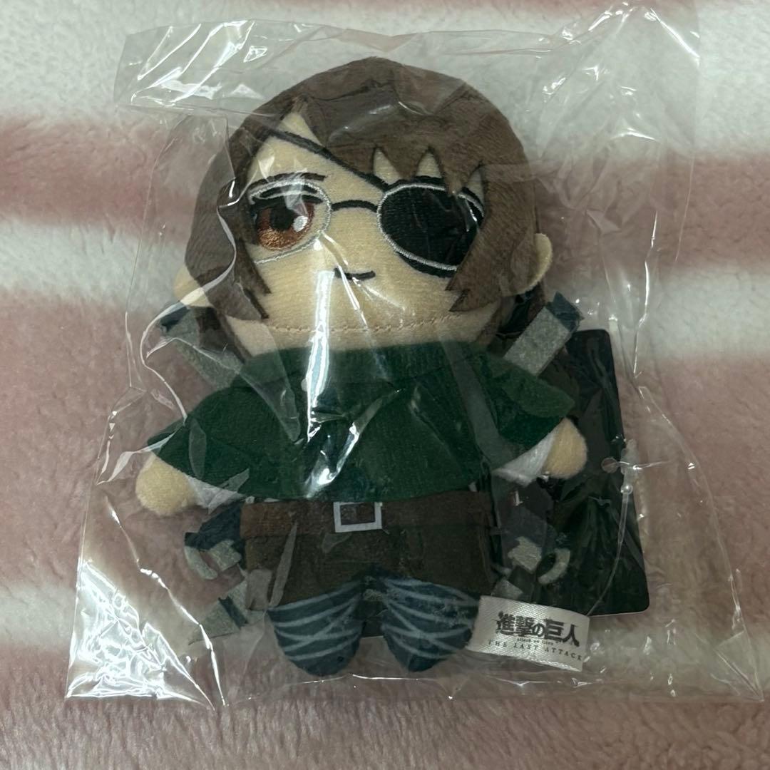 進撃の巨人 ハンジ・ゾエ ぬいぐるみキーホルダー - メルカリ