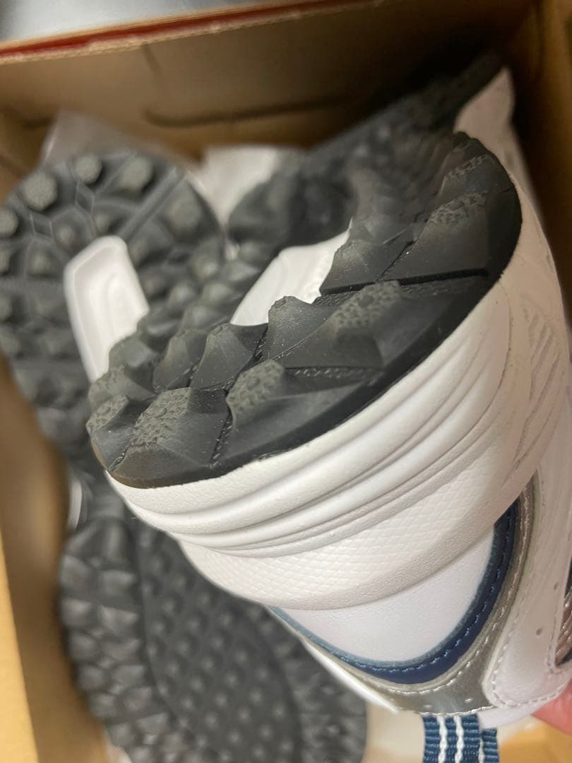 りす様専用 New Balance ゴルフシューズ 練習場一度のみ着用 23cm