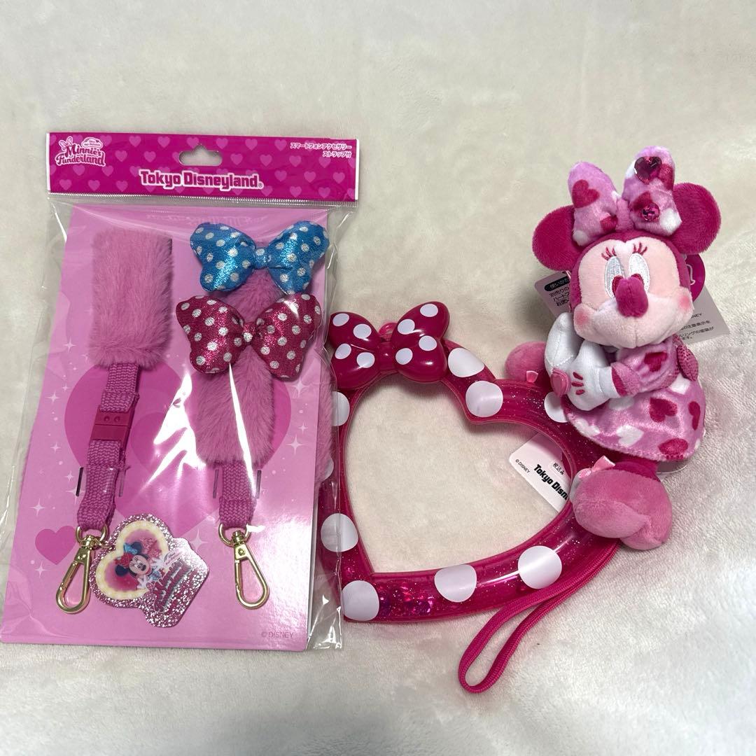 ディズニー　パルパルーザ　ハートフリリング　スタートフォンアクセサリー ハートリングは必須アイテムだね？💕 ⁡ ‥ #ミニーのファンダーランド