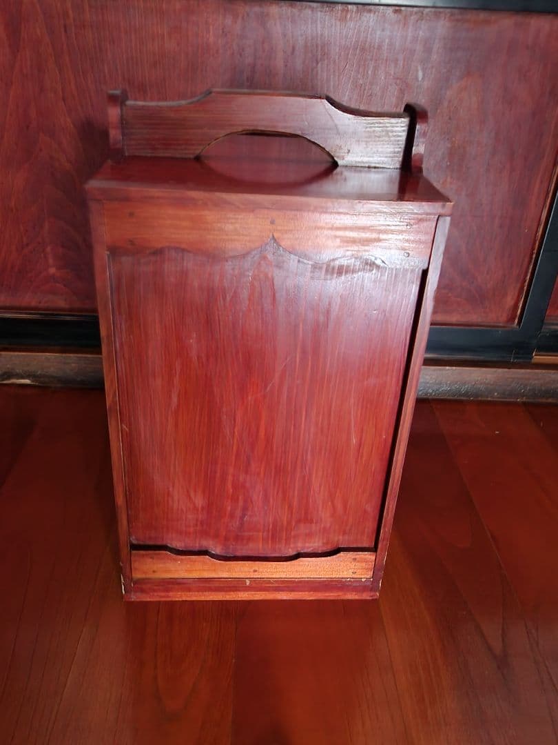 k*o様 蔵出し品！漆器 重箱 金箔装飾 5段 ケース付き