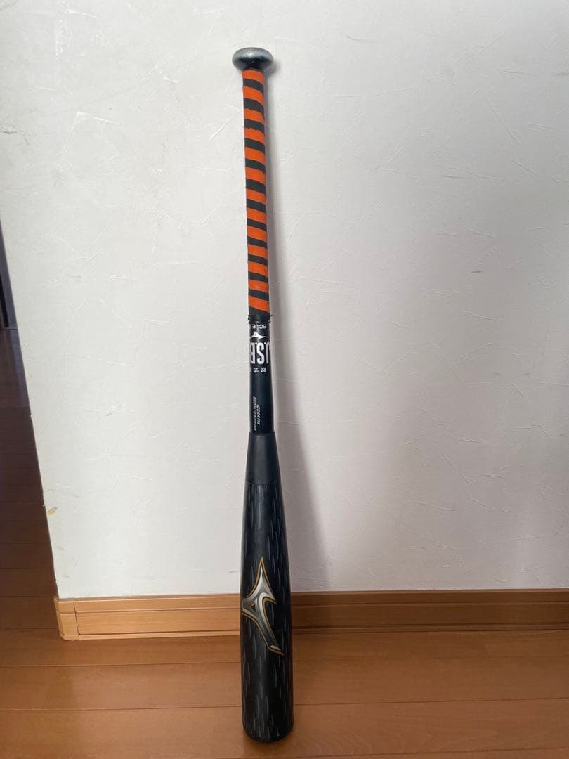 最終値下げ！ビヨンドマックスレガシーメタル軟式バット　83cmトップバランス 軟式用【ミズノ直営限定】ビヨンドマックスレガシーメタル トップ(金属