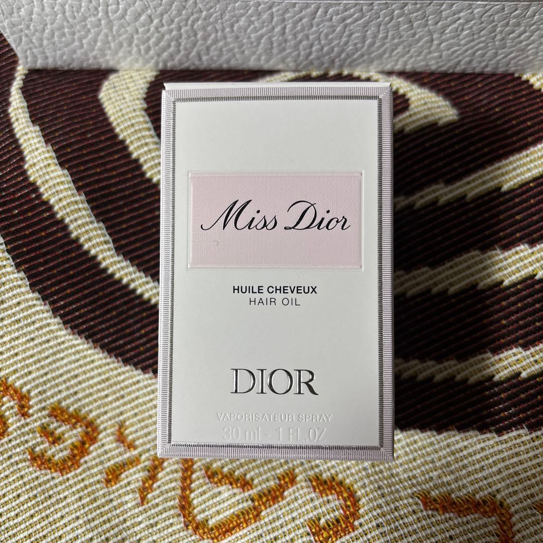 Miss Dior ヘアオイル 30ml ギフトバッグ付き