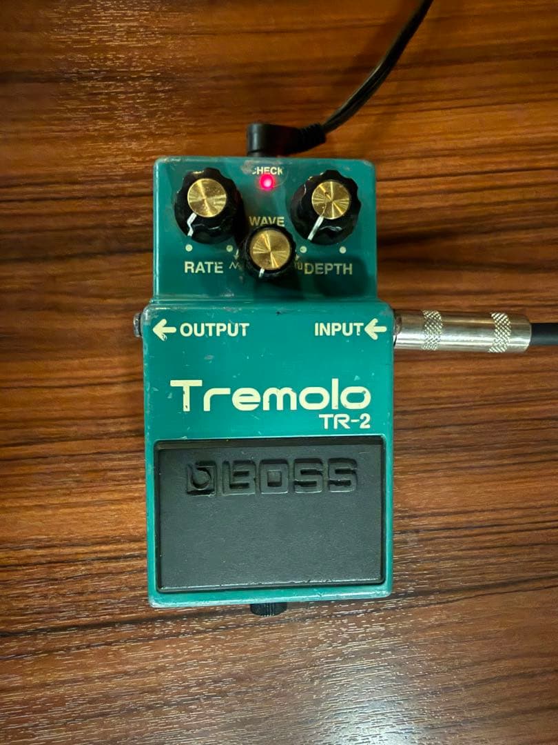BOSS トレモロ TR-2