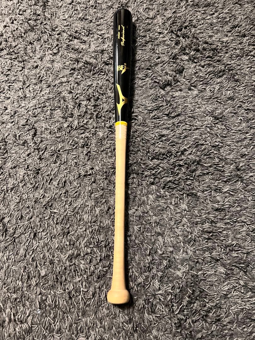 ミズノ 硬式 木製バット 黒 M09