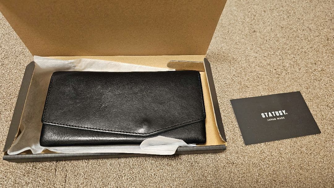STATUSY 右利き用　 il modo イルモード 極小財布