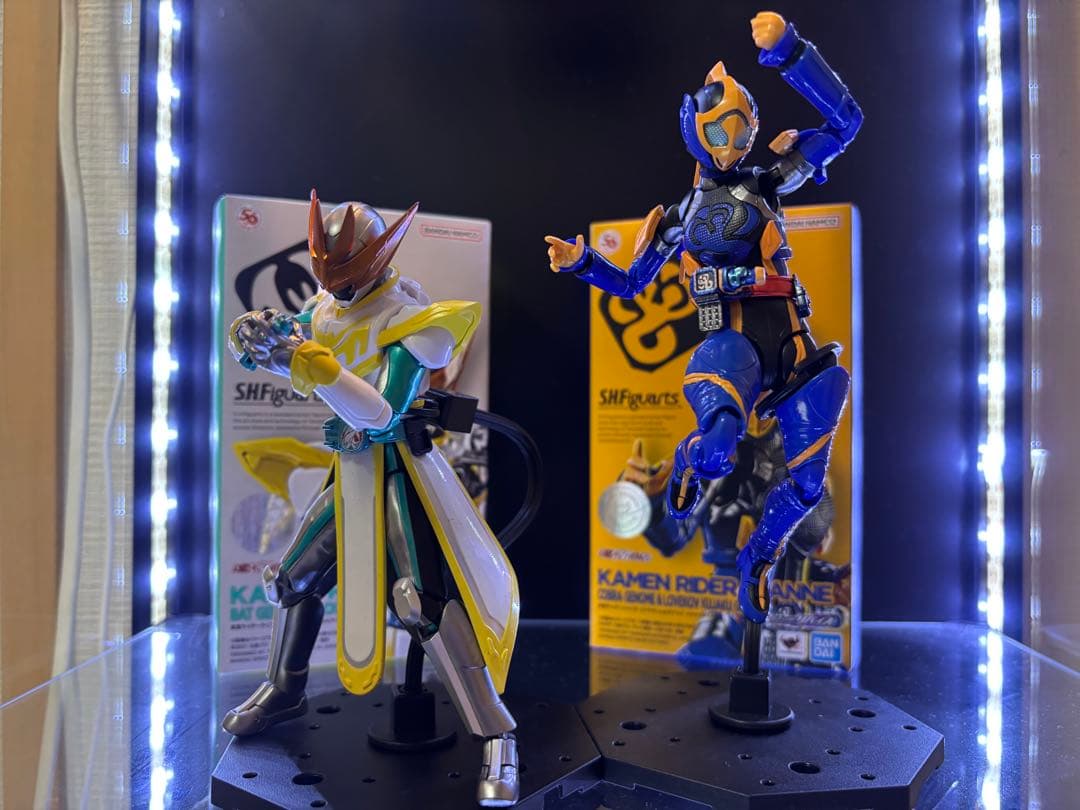 【セット売り】s.h.figuarts仮面ライダーライブ&ジャンヌ セット 仮面ライダーシリーズ スペシャルページ | 魂ウェブ