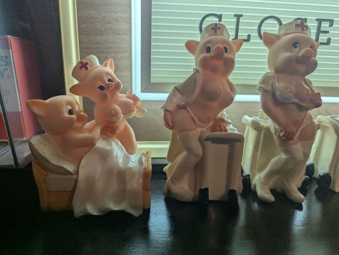 セクシーナース　ブタ　ビンテージ　アメリカ　置物