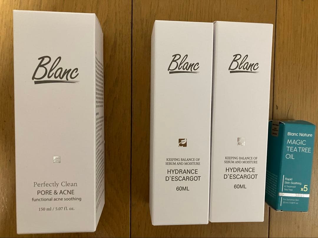 ［新品未開封］Blanc洗顔×1、カタツムリクリーム×2、ティーツリーオイル×1