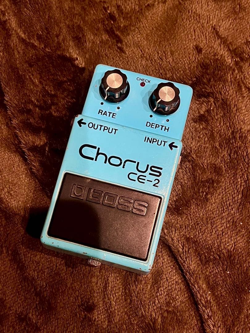BOSS Chorus CE-2 銀ネジ　シリアル9900