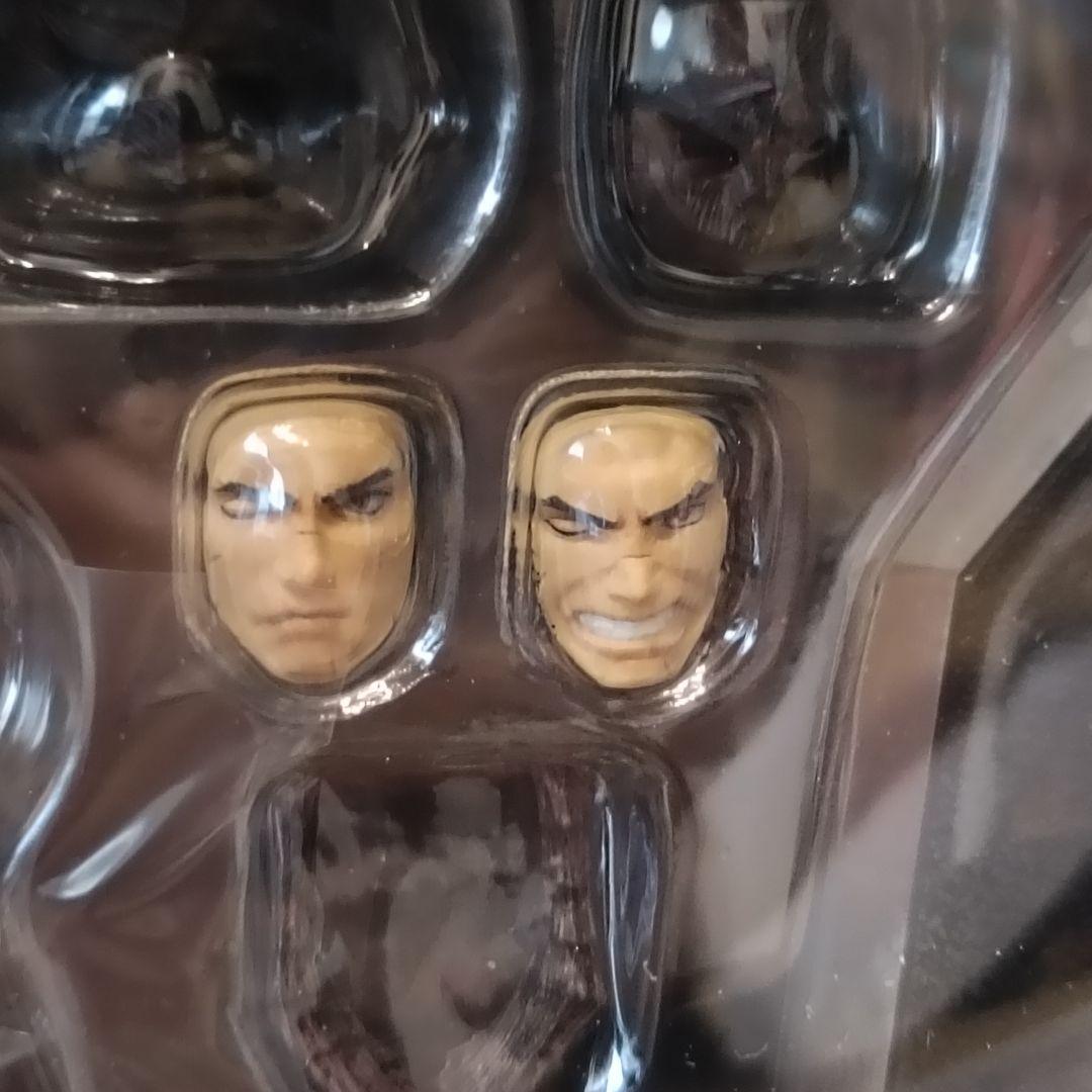 新品未開封品　S.H.Figuarts ガッツ　狂戦士の甲冑　激情 ベルセルクA