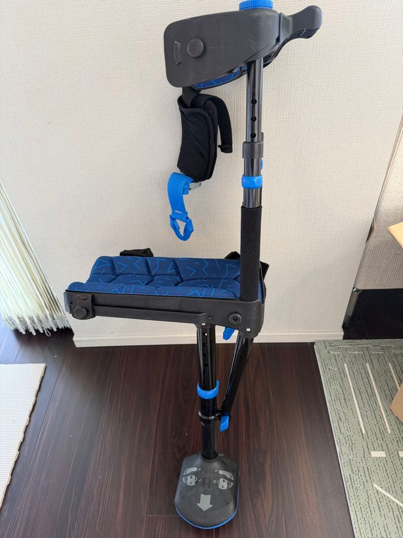 iWALK3.0 ハンズフリー松葉杖 アイウォークフリー iWALKFree - メルカリ