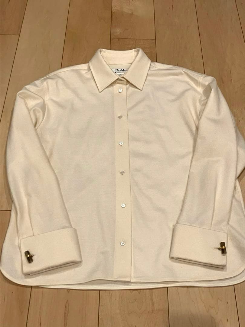 美品　マックスマーラー　アイボリー　ウール　長袖　ブラウス　2022AW