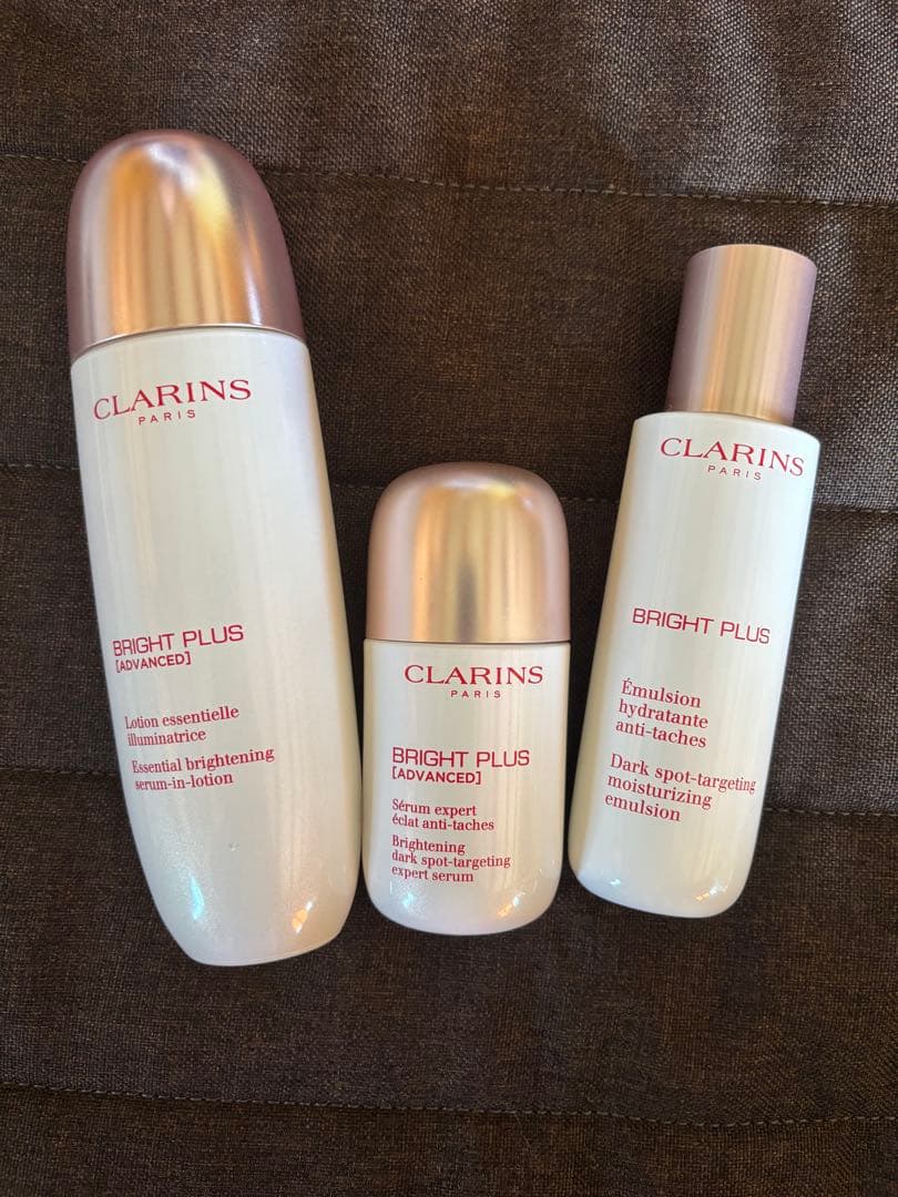CLARINS BRIGHT PLUS スキンケアセット Bright Plus: Brightening Serum & Skincare Range for Even Skin
