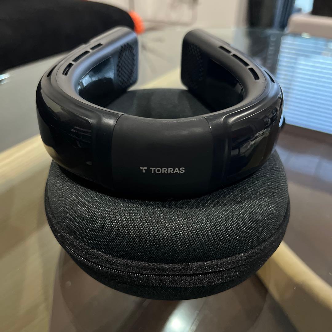 TORRAS ネッククーラー ブラック 収納ケース付き