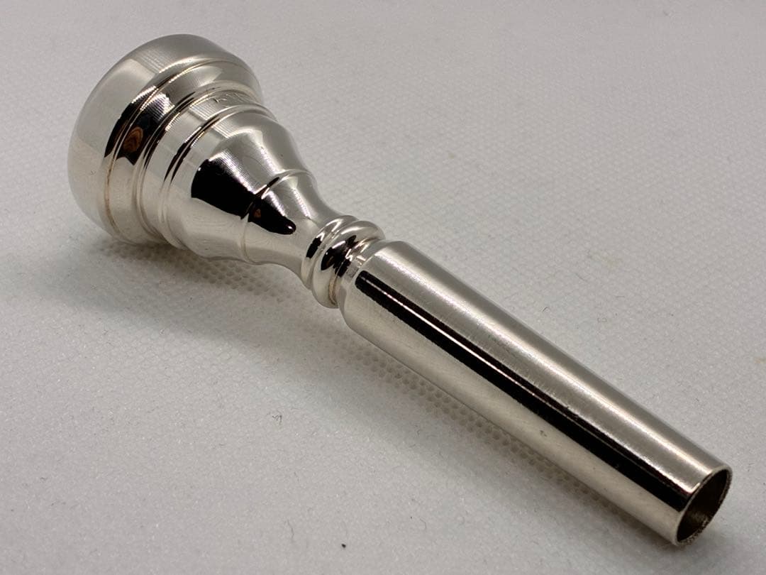 トランペットマウスピース Giardinelli New York 5M - ジャルディネリ