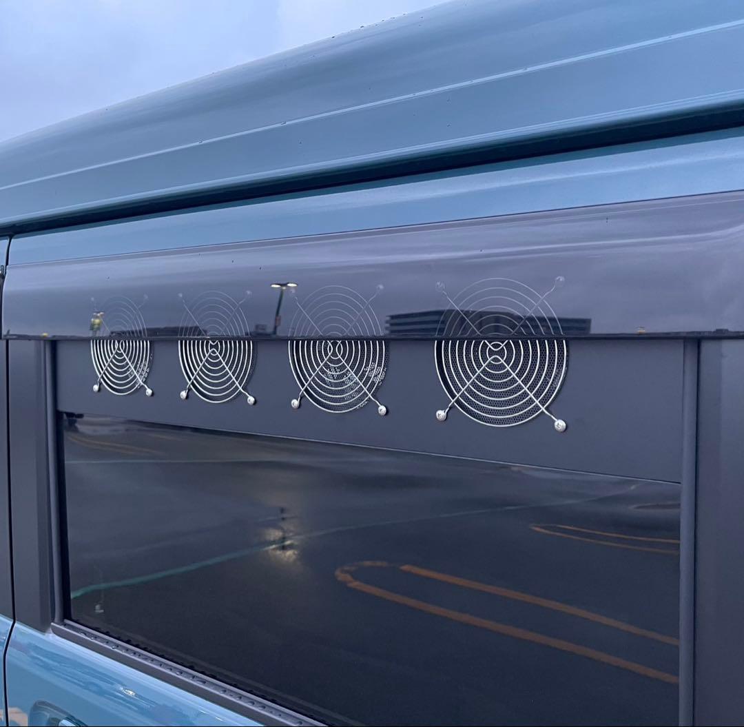 スズキ エブリイバン/エブリイワゴン ウインドウ4連換気ファン