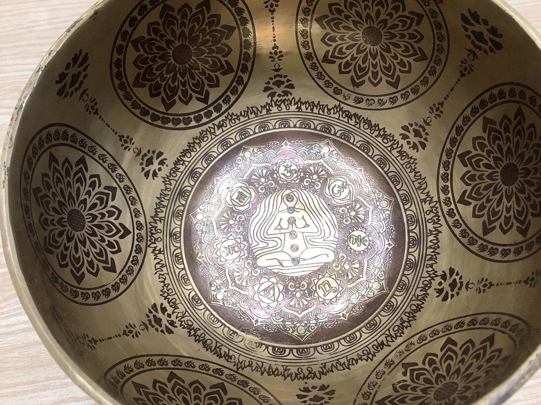 《 チベット密教　新品 》 シンギングボウル　カービング仕様　3点セット　72