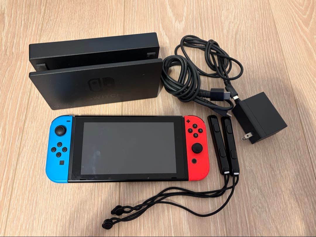 Nintendo Switch 本体 ネオンブルー　ネオンレッド