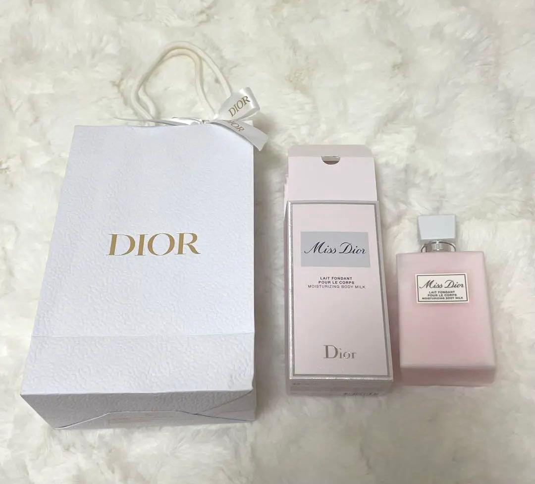 Dior ボディミルク 200ml 専用袋付き　ショッパー　プレゼント