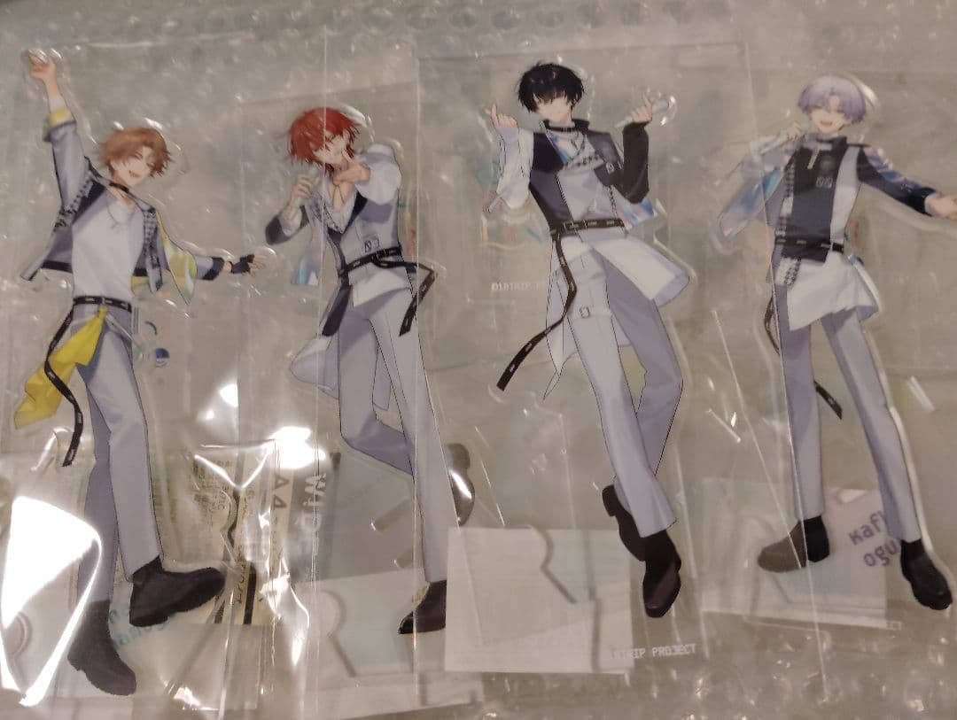 エイトリ 18trip アクリルスタンド 缶バッジ 全体会議 18TRIP presents “HAMAツアーズ全体会議” ライブビューイング | 【公式