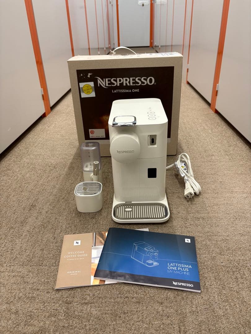 【極美品】ネスプレッソ ラティシマ ワンプラス ポーセリンホワイト 2024年製