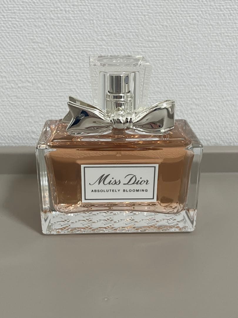 Dior ミスディオールアブソリュートリーブルーミングオードゥパルファン50ml