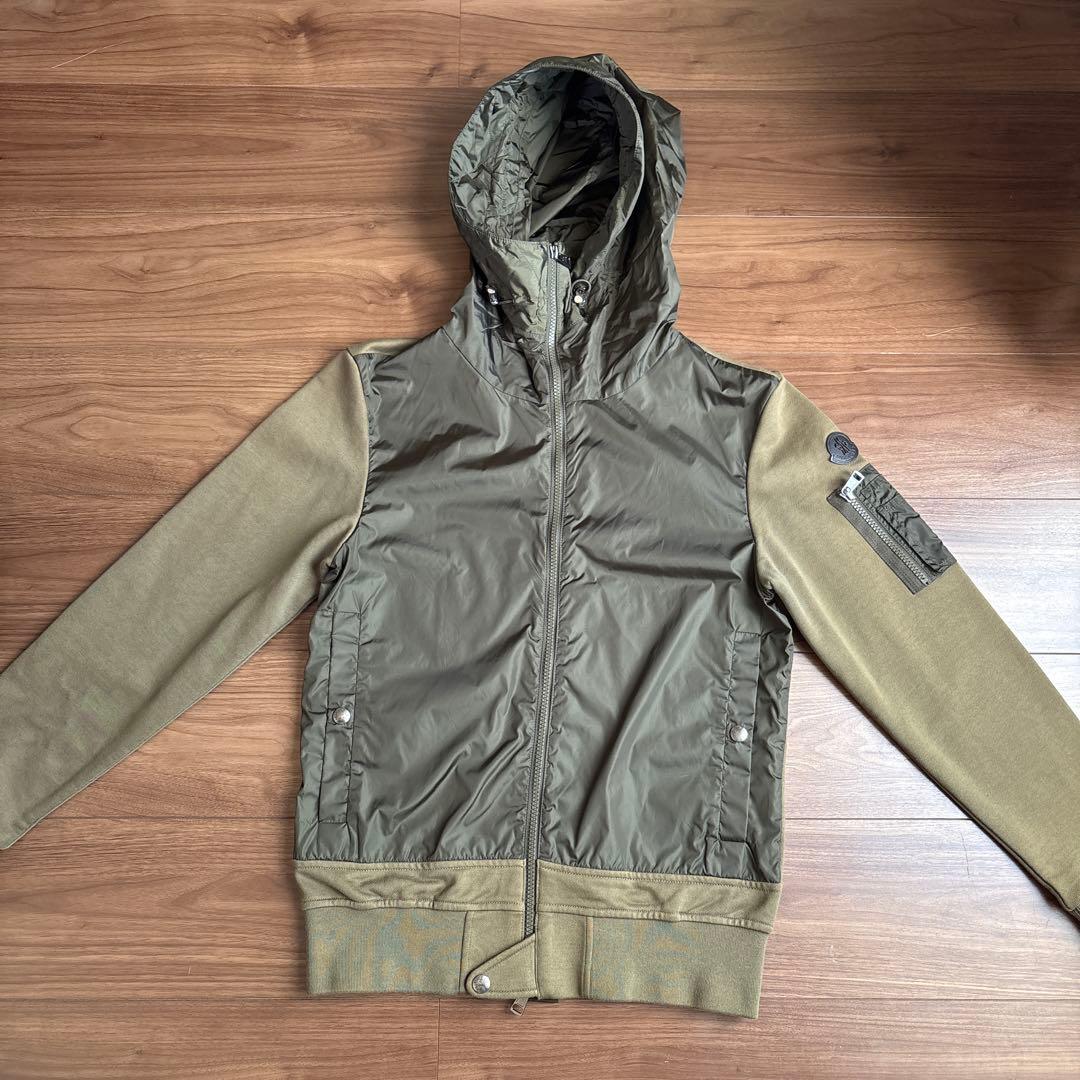 極美品モンクレール フード付きジャケット オリーブグリーン
