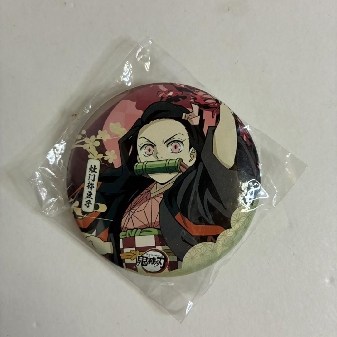 未使用】鬼滅の刃 竈門禰豆子 缶バッジ - メルカリ