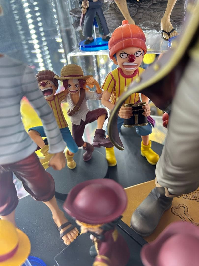 ワンピース ロジャー海賊団 フィギュア まとめ売り - メルカリ