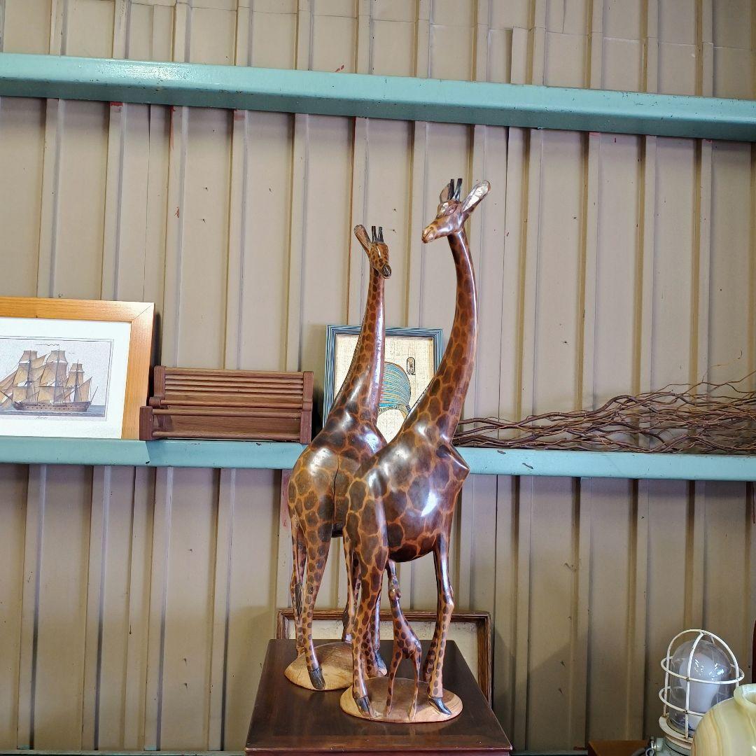 きりん2匹 置物 木彫り キリン 麒麟 ペア 木製 無垢材 - メルカリ