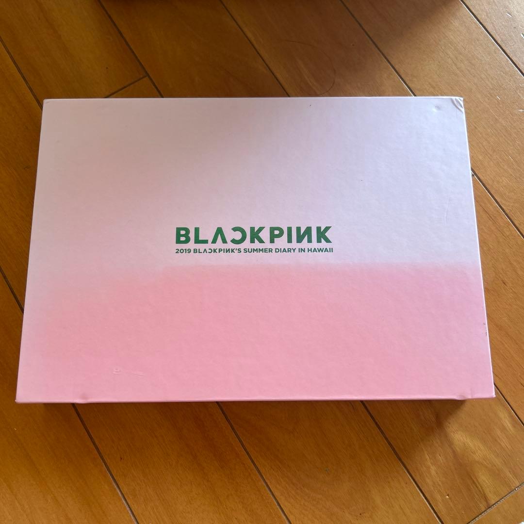 K-POP・アジア BLACKPINK 2019 SUMMER DIARY IN HAWAII unboxing blackpink summer diary in hawaii - YouTube