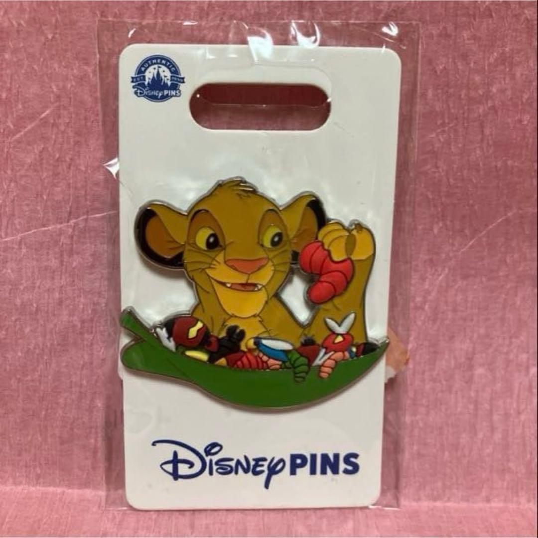 香港 ディズニー ライオンキング ピン シンバ バグズ - メルカリ