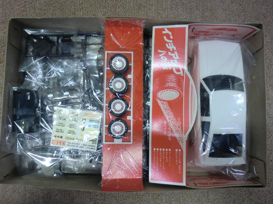 現状品】フジミ『カローラレビン 1600 DOHC EFI』1/24スケール - メルカリ