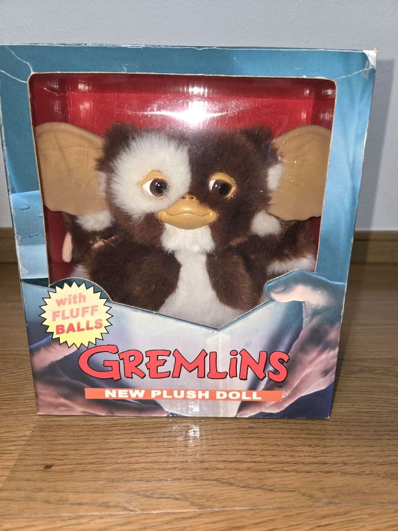 グレムリン フラッフボール付き コレクションドール ぬいぐるみ ギズモ人形 グレムリン】ギズモ ぬいぐるみ | グレムリン | shopぬい
